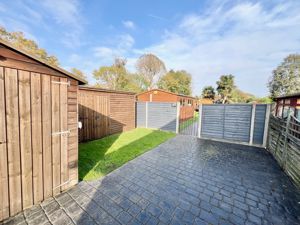 Photo 34- click for photo gallery